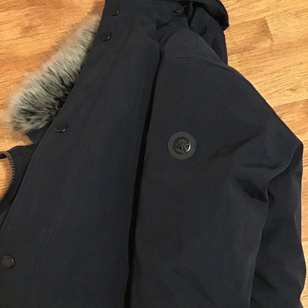 Puffer Jacket - Picture 9 of 9